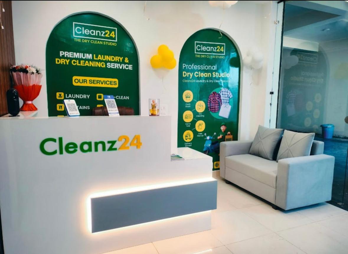 Cleanz24 laundry franchise store interior — store 3