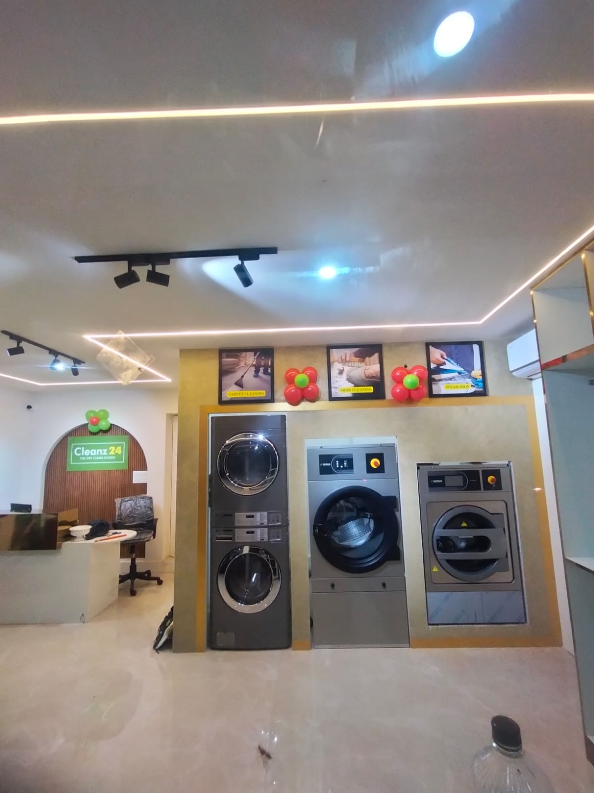 Cleanz24 laundry franchise store interior — store 5